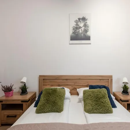 Shortstaypoland Marywilska Varşova