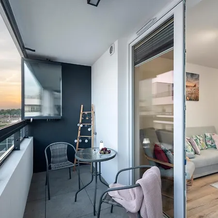 Shortstaypoland Marywilska Lägenhet Warszawa